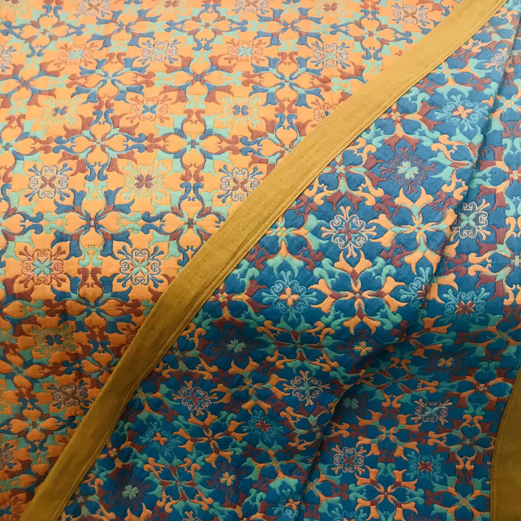 Bomuldsquilt med blåt mønster – Florencia