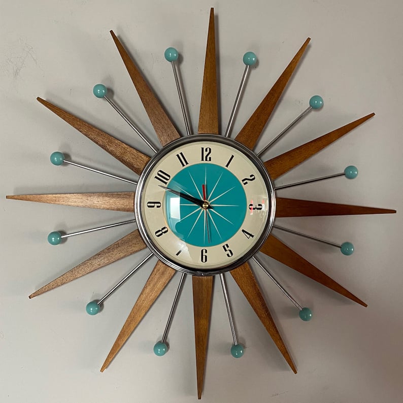 Mid-century vægur | Stille, batteridrevet vægur | Retro solstråle ...