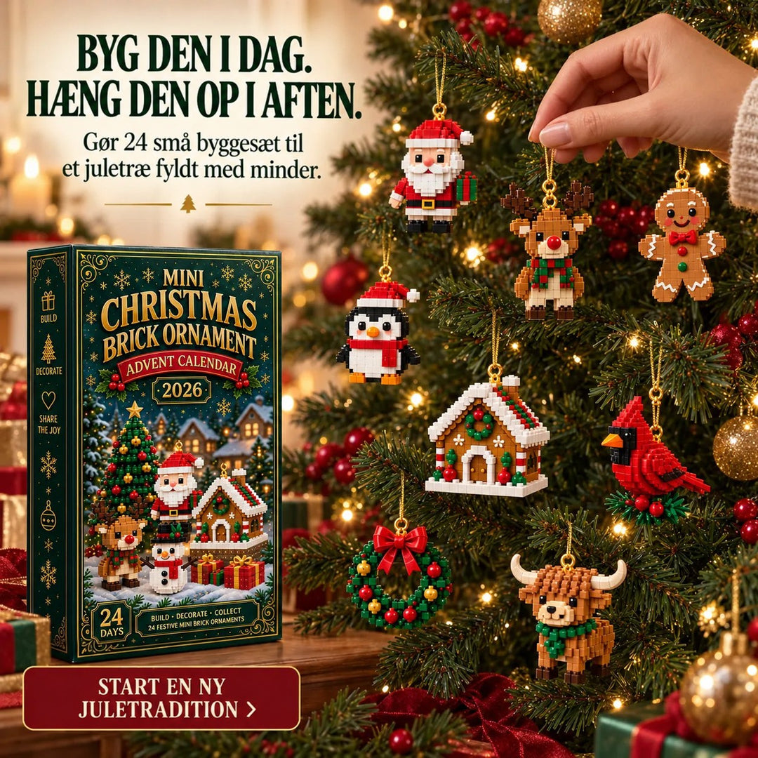 En hånd hænger en klodsfigur på juletræet, hvor nisse, rensdyr, pingvin, pepperkagehus, krans og kardinalfugl allerede hænger, med æsken til venstre. 7