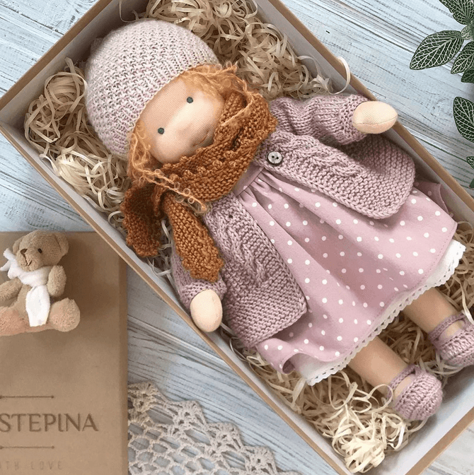 Håndlavet Waldorf krammedukke - Poppi